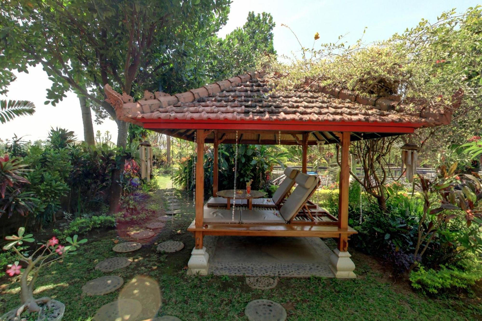 Hotel Sawah Lovina Extérieur photo