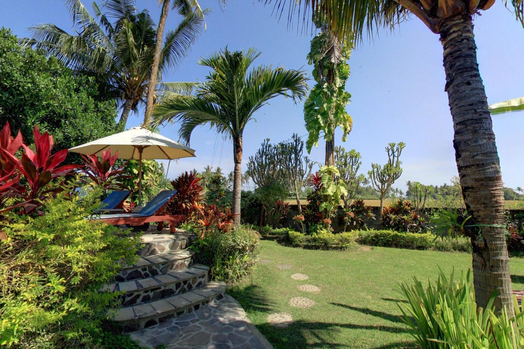 Hotel Sawah Lovina Extérieur photo